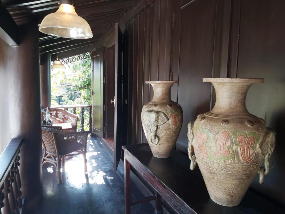 מלון לואנג פרבאנג Mali House מראה חיצוני תמונה