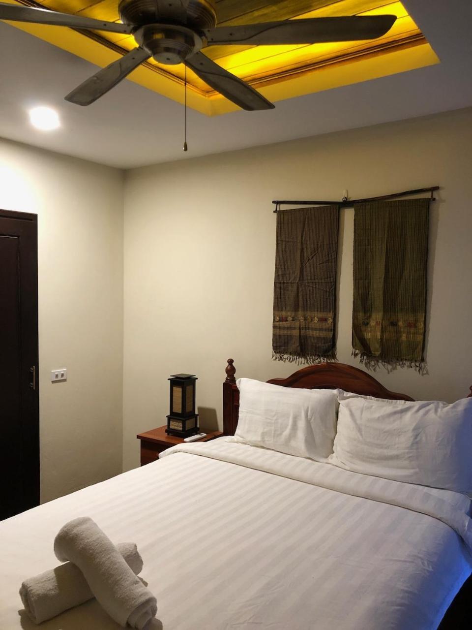 מלון לואנג פרבאנג Mali House מראה חיצוני תמונה